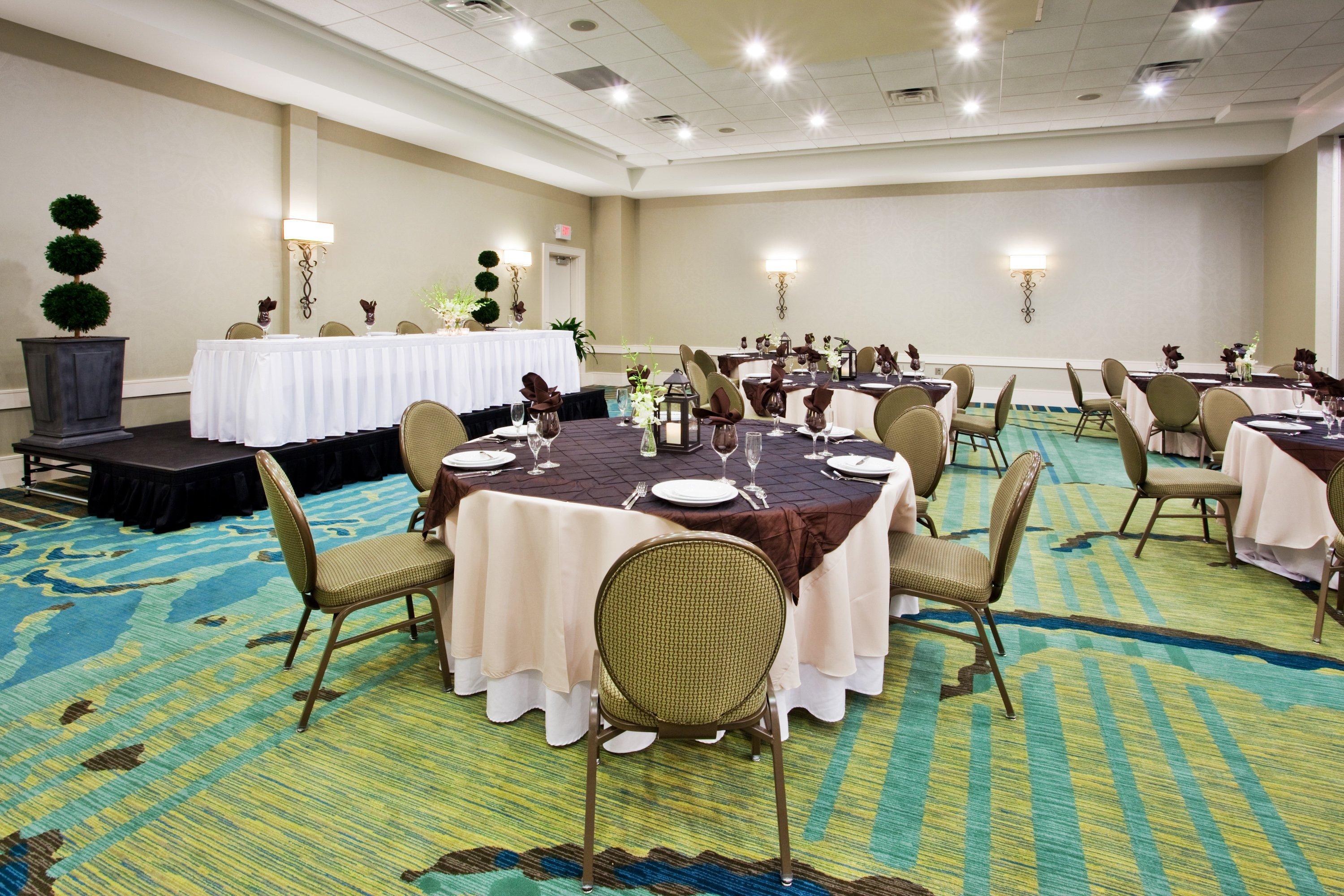 Отель Crowne Plaza Charleston By Ihg Север Чарлстон Экстерьер фото