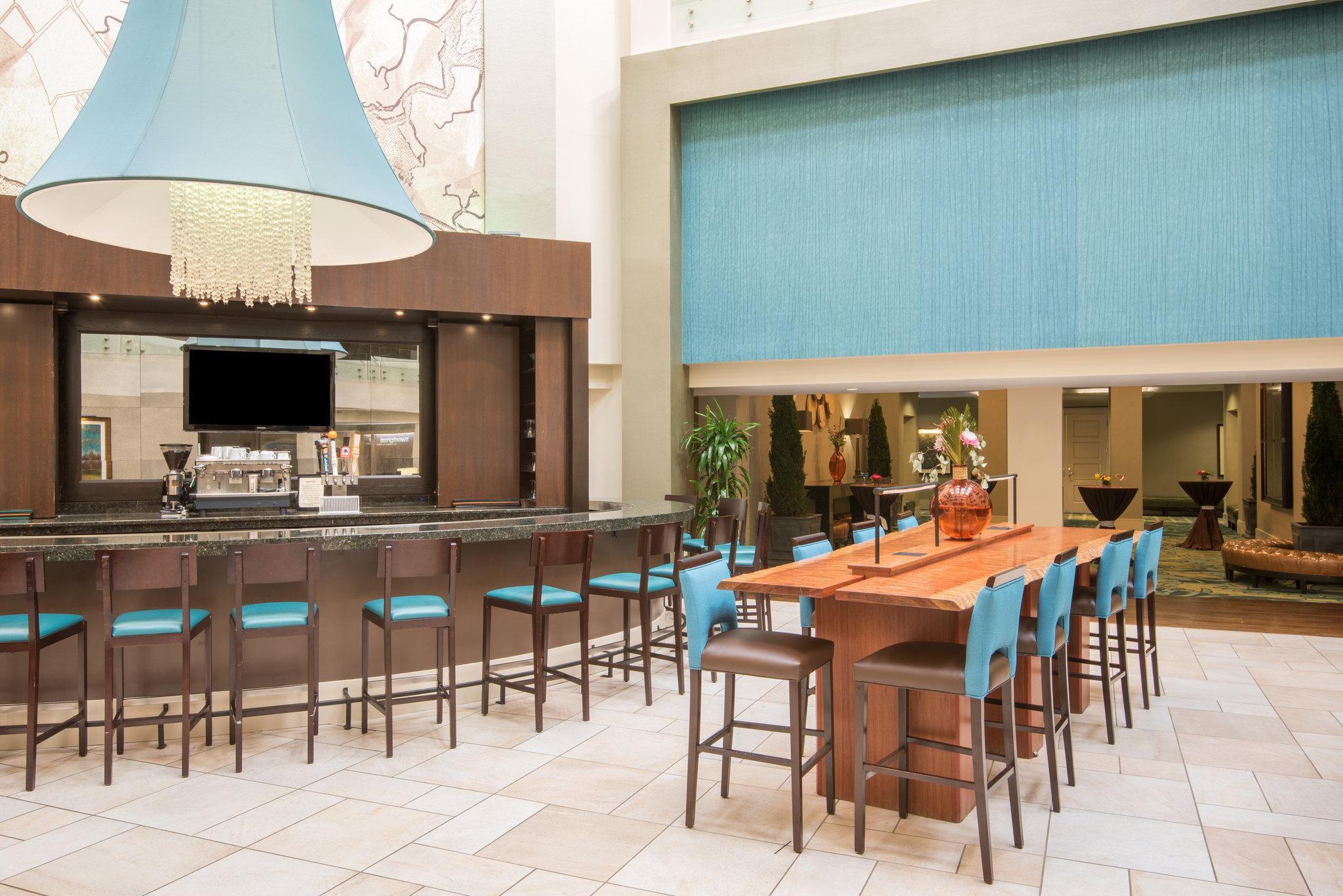 Отель Crowne Plaza Charleston By Ihg Север Чарлстон Экстерьер фото